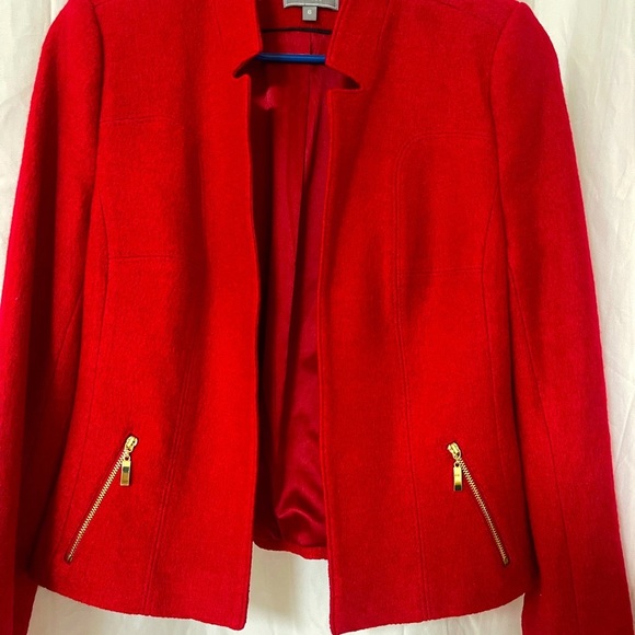 Woman vest jacket. - Picture 1 of 5